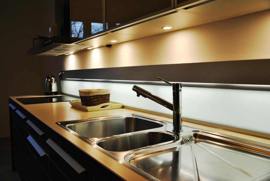 Schoenbrunn Park Apartement Wina Bagian luar foto